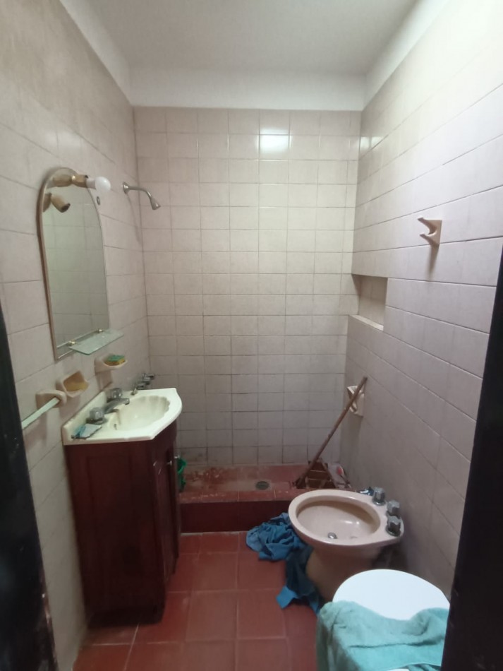 GRAN OPORTUNIDAD VENTA CASA 3 AMBIENTES