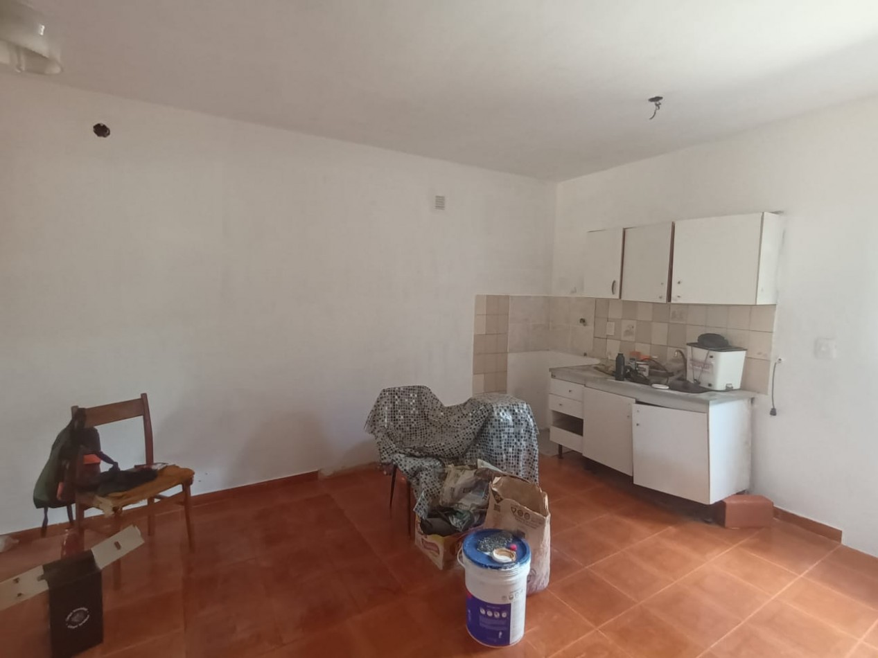 GRAN OPORTUNIDAD VENTA CASA 3 AMBIENTES