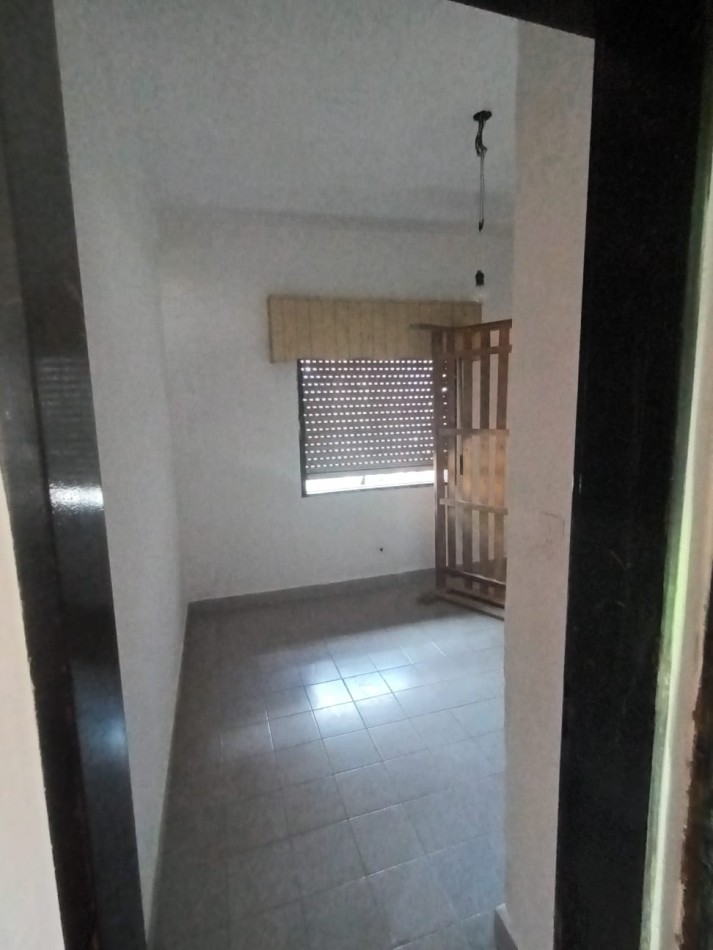 GRAN OPORTUNIDAD VENTA CASA 3 AMBIENTES