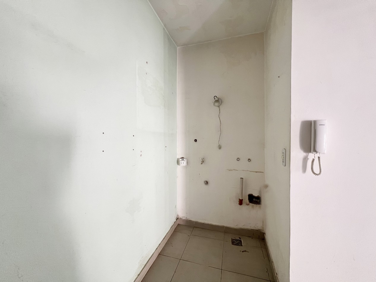 CASA 3 AMBIENTES CON DOS COCHERAS