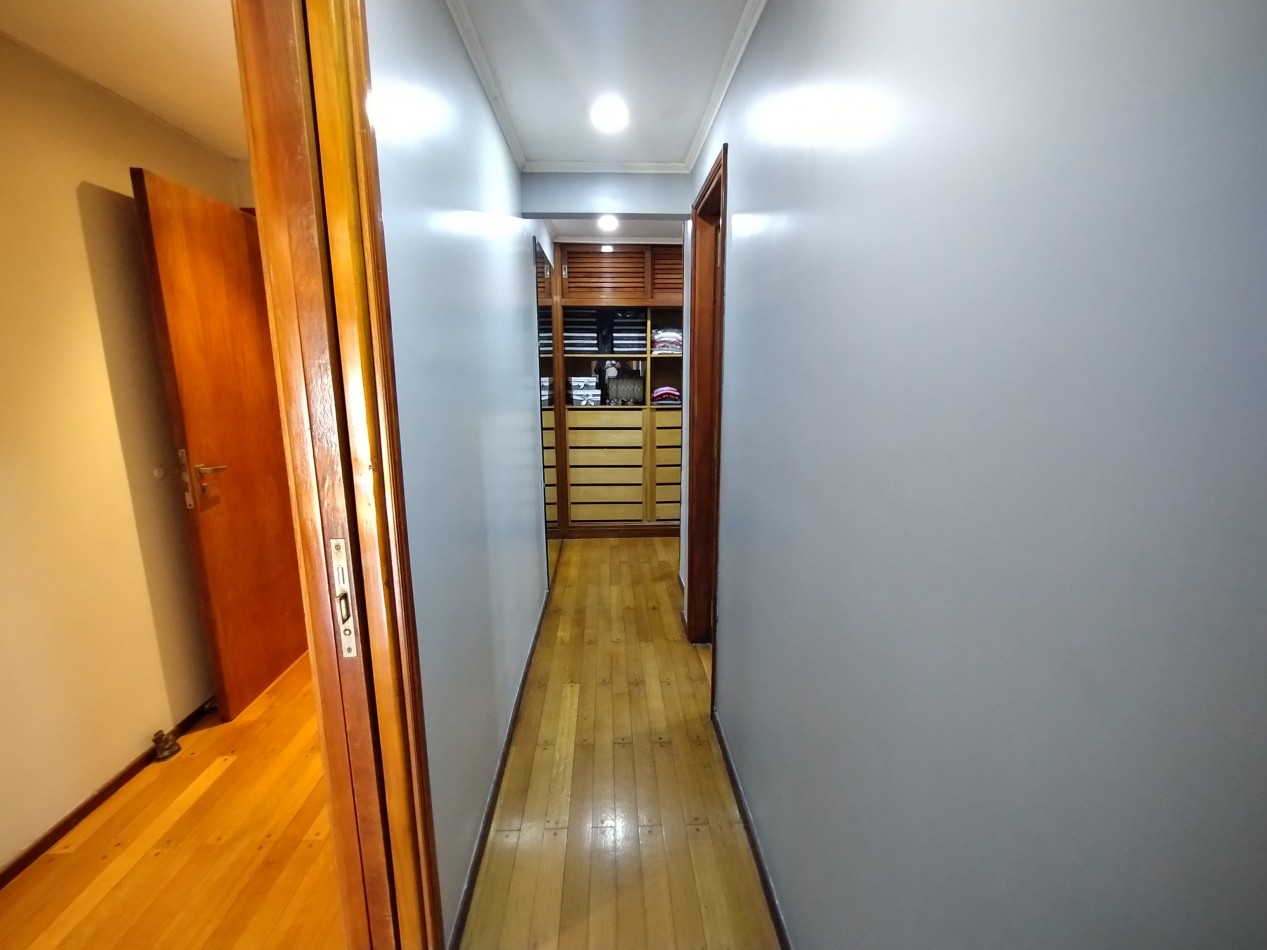 EXCELENTE CHALET CAPELLO AL 400 BANFIELD