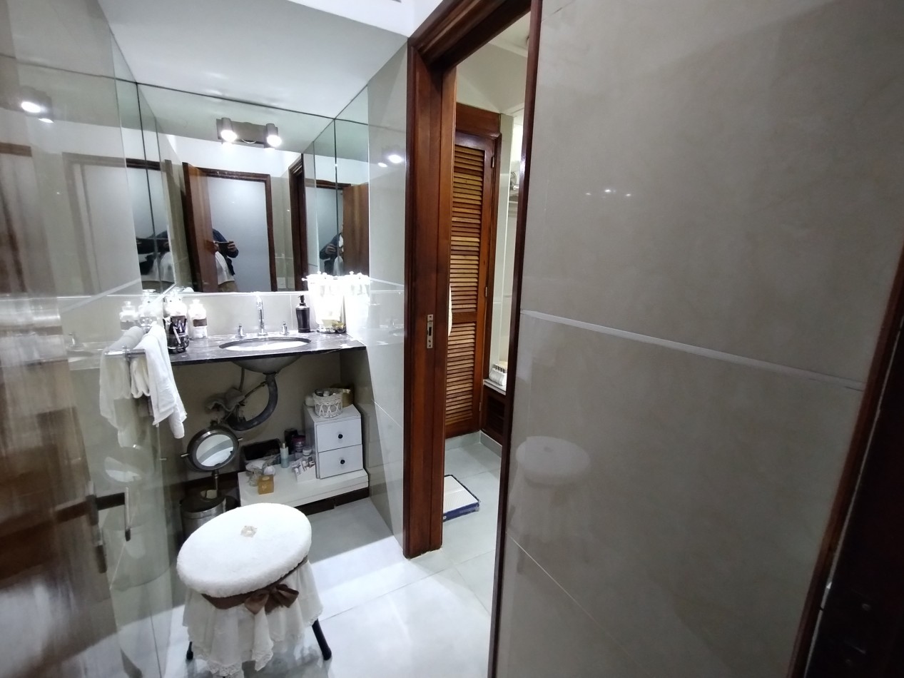 EXCELENTE CHALET CAPELLO AL 400 BANFIELD