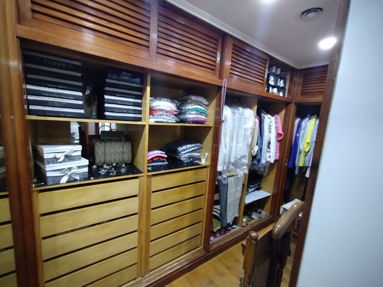 EXCELENTE CHALET CAPELLO AL 400 BANFIELD