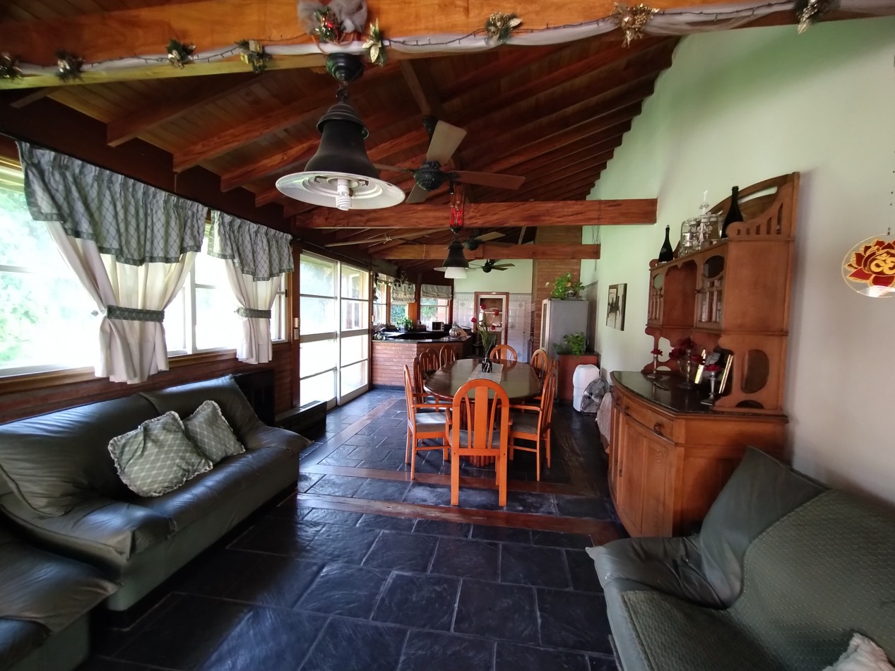 EXCELENTE CHALET CAPELLO AL 400 BANFIELD