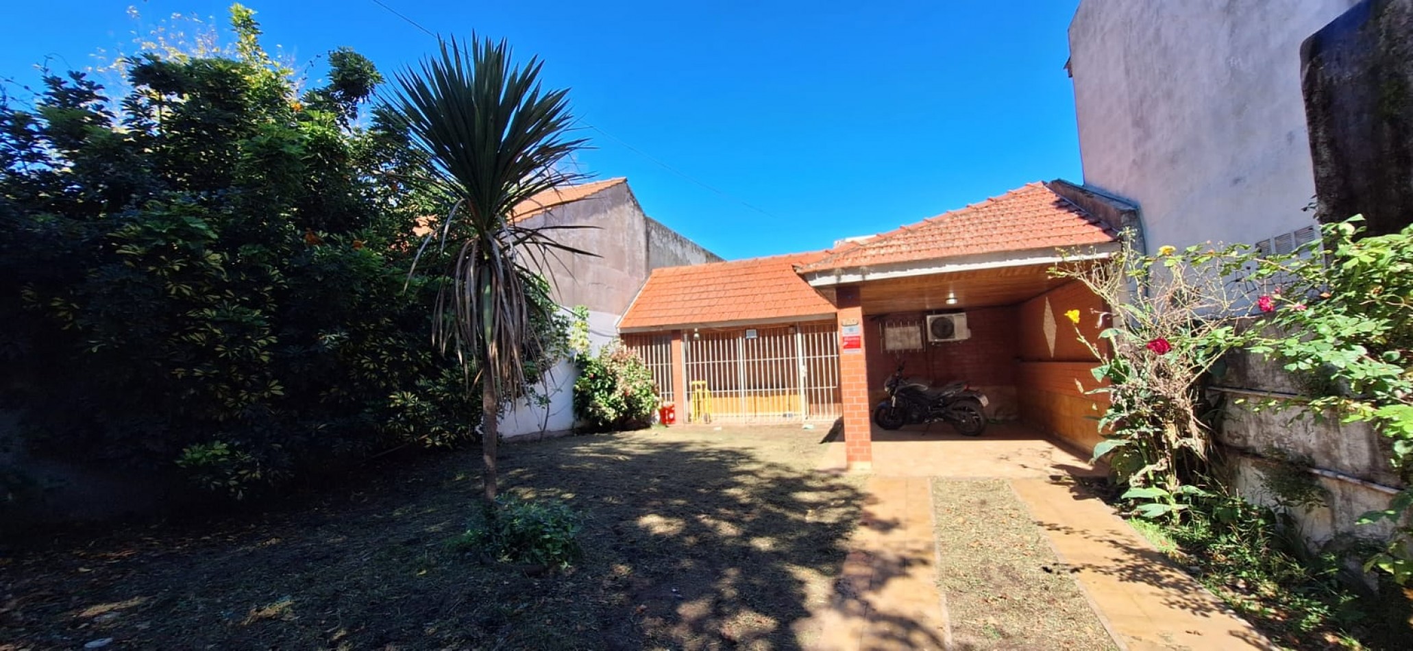 Linda casa en Garona al 1400