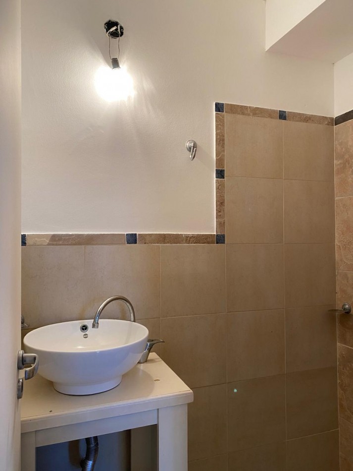 OPORTUNIDAD .Triplex de 3 ambientes dentro de Complejo Los Jardines
