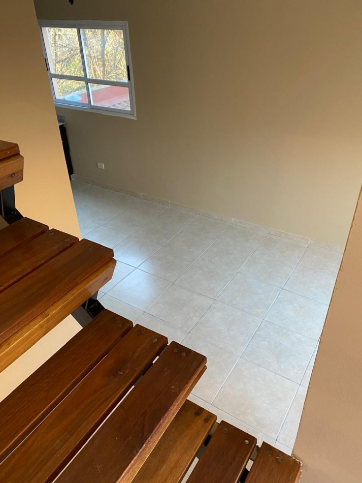 OPORTUNIDAD .Triplex de 3 ambientes dentro de Complejo Los Jardines