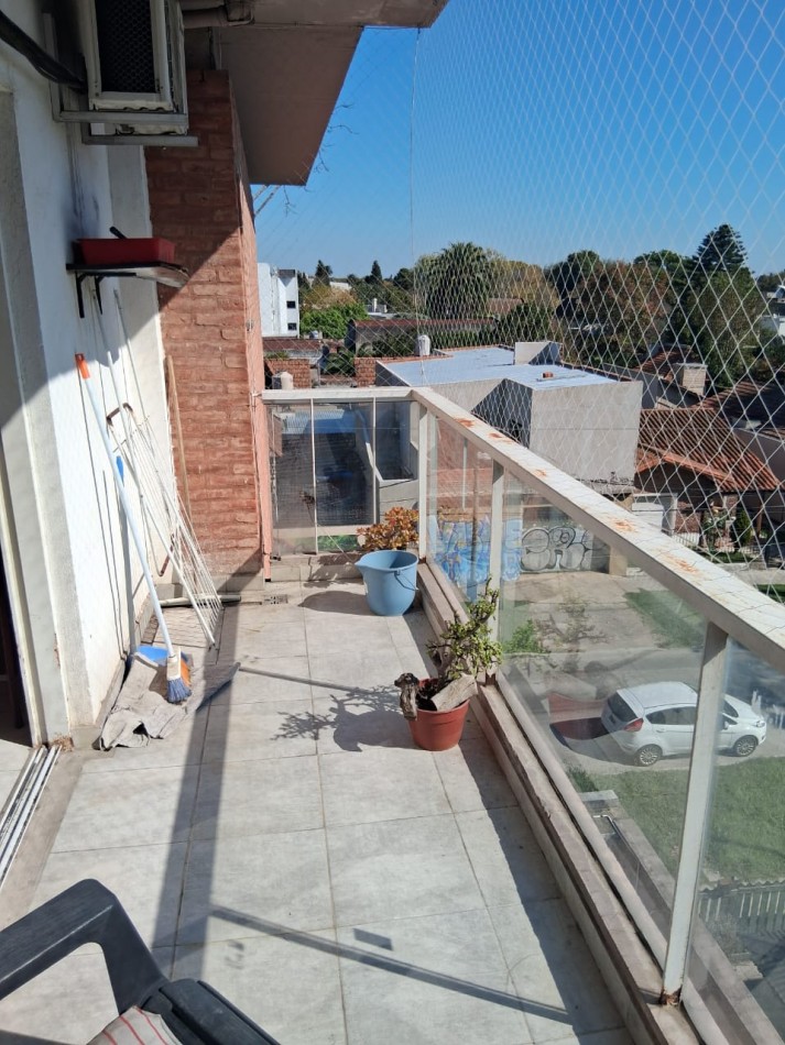 ALQUILER 2 AMBIENTES - CON COCHERA