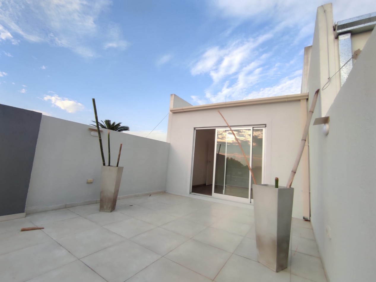 ALQUILER  2 AMBIENTES CON TERRAZA Y BALCON