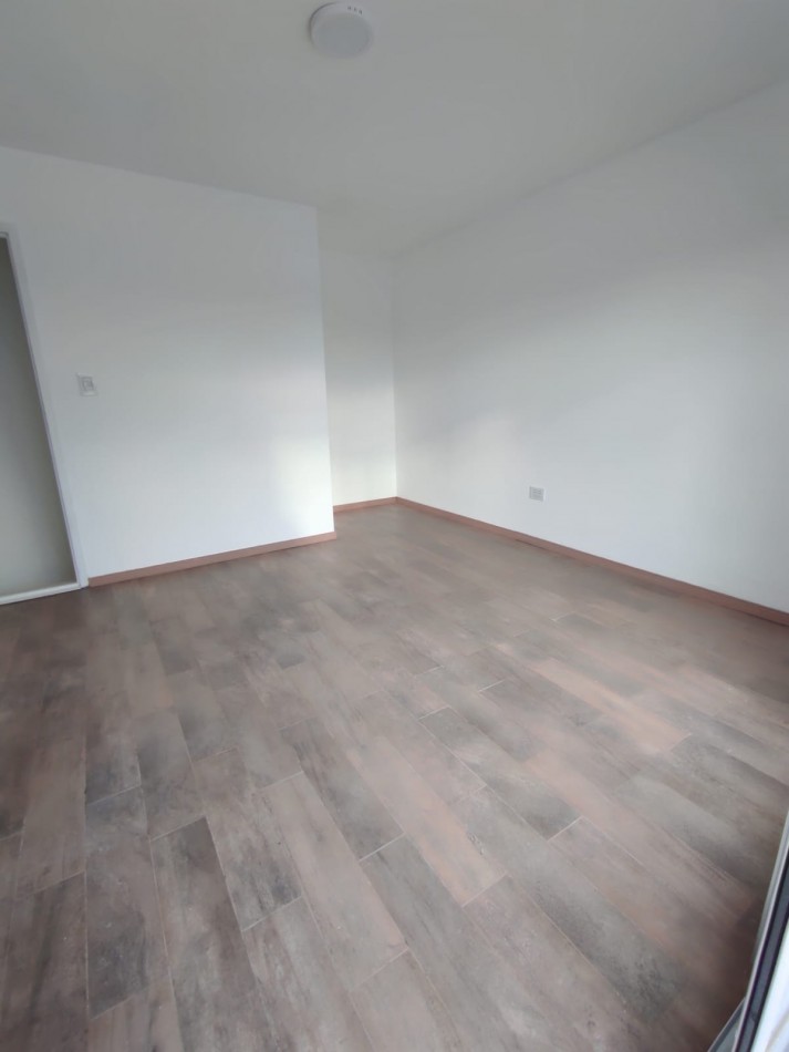 ALQUILER  2 AMBIENTES CON TERRAZA Y BALCON