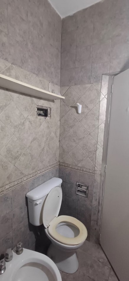 ALQUILER PH 3 AMBIENTES . PLANTA BAJA