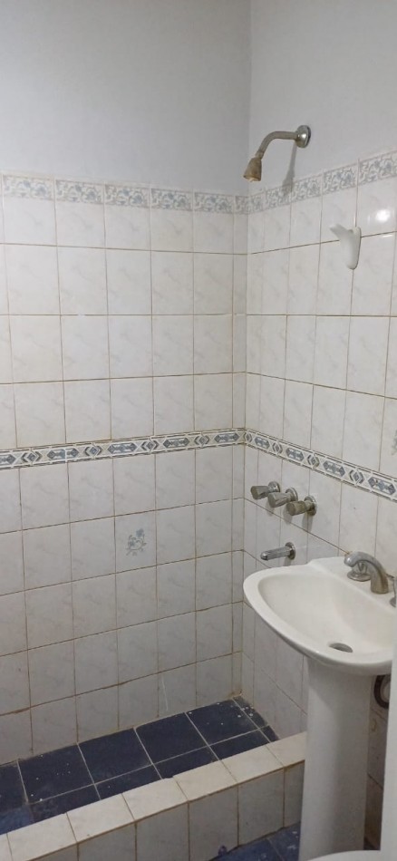 ALQUILER PH 3 AMBIENTES . PLANTA BAJA