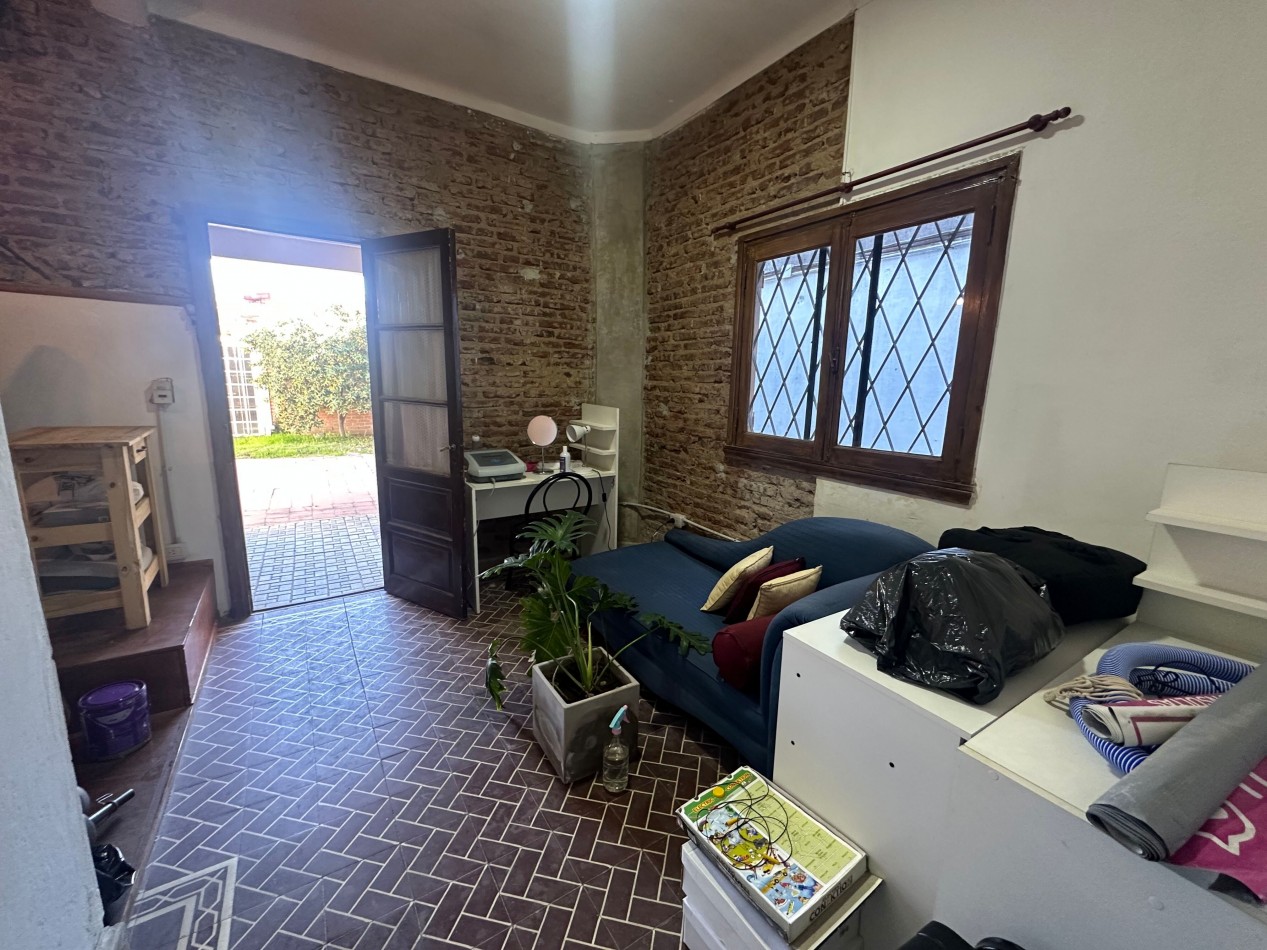 VENTA EN BLOCK INMUEBLE PARA 2 O 3  FAMILIAS SUBDIVIDIDO 