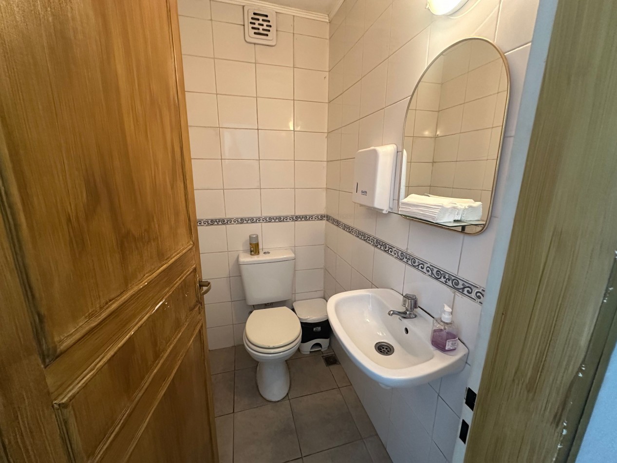 VENTA EN BLOCK INMUEBLE PARA 2 O 3  FAMILIAS SUBDIVIDIDO 