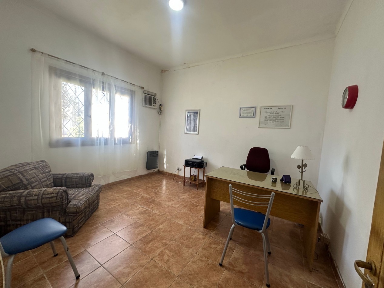 VENTA EN BLOCK INMUEBLE PARA 2 O 3  FAMILIAS SUBDIVIDIDO 