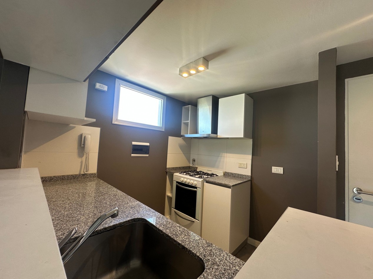 Hermoso departamento de dos ambientes a estrenar en piso alto (14 C)