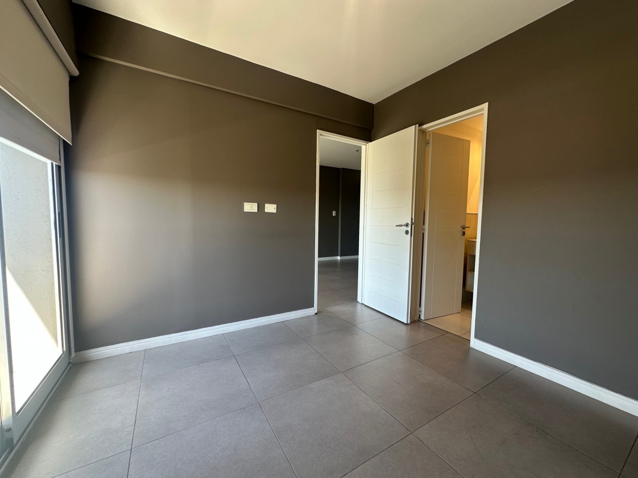Hermoso departamento de dos ambientes a estrenar en piso alto (14 C)
