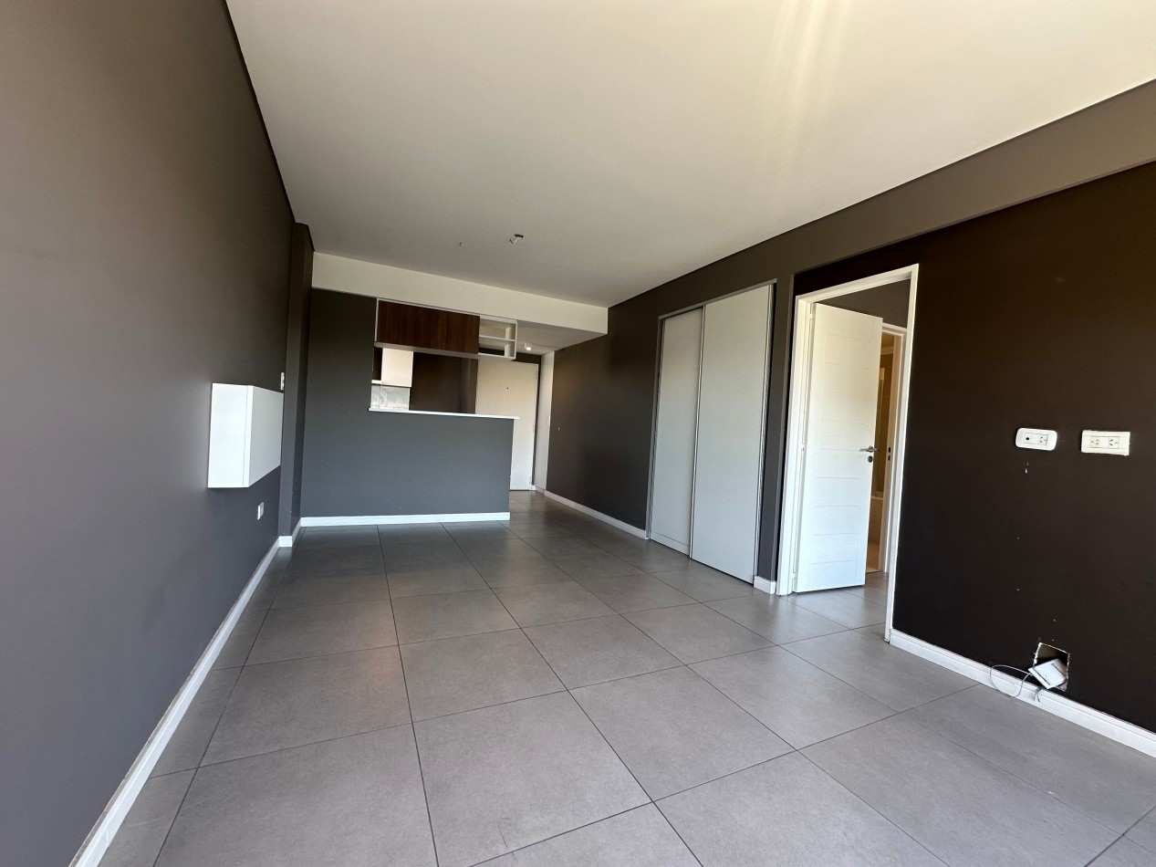 Hermoso departamento de dos ambientes a estrenar en piso alto (14 C)
