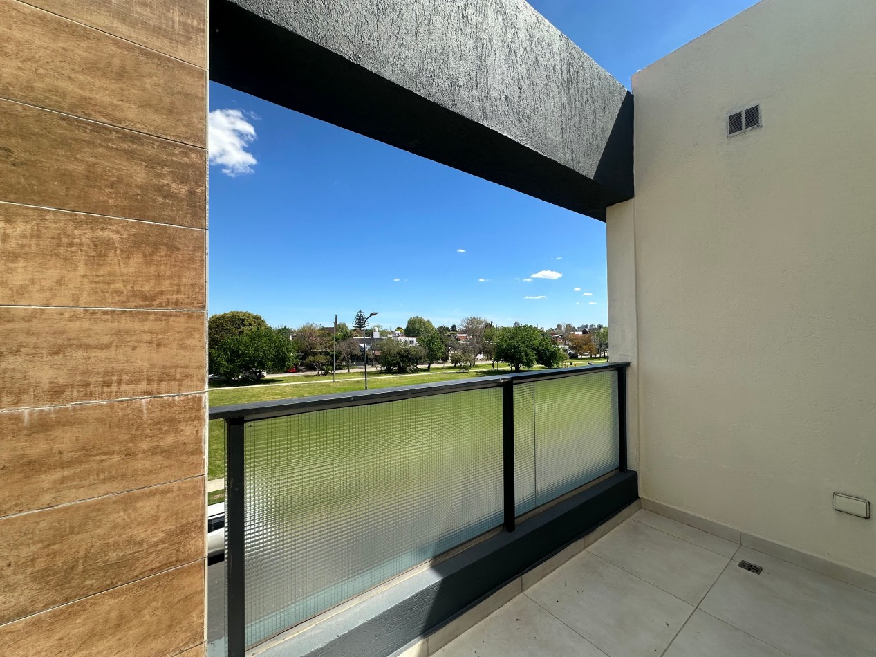 MARAVILLOSO 3 AMBIENTES CON COCHERA