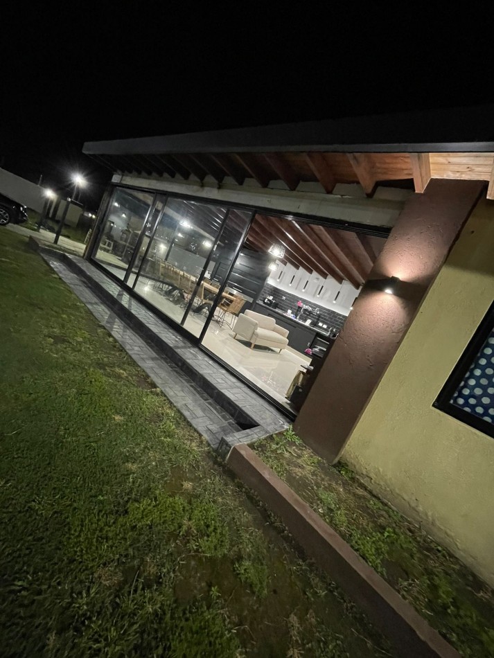 Hermosa quinta con piscina y cancha de futbol