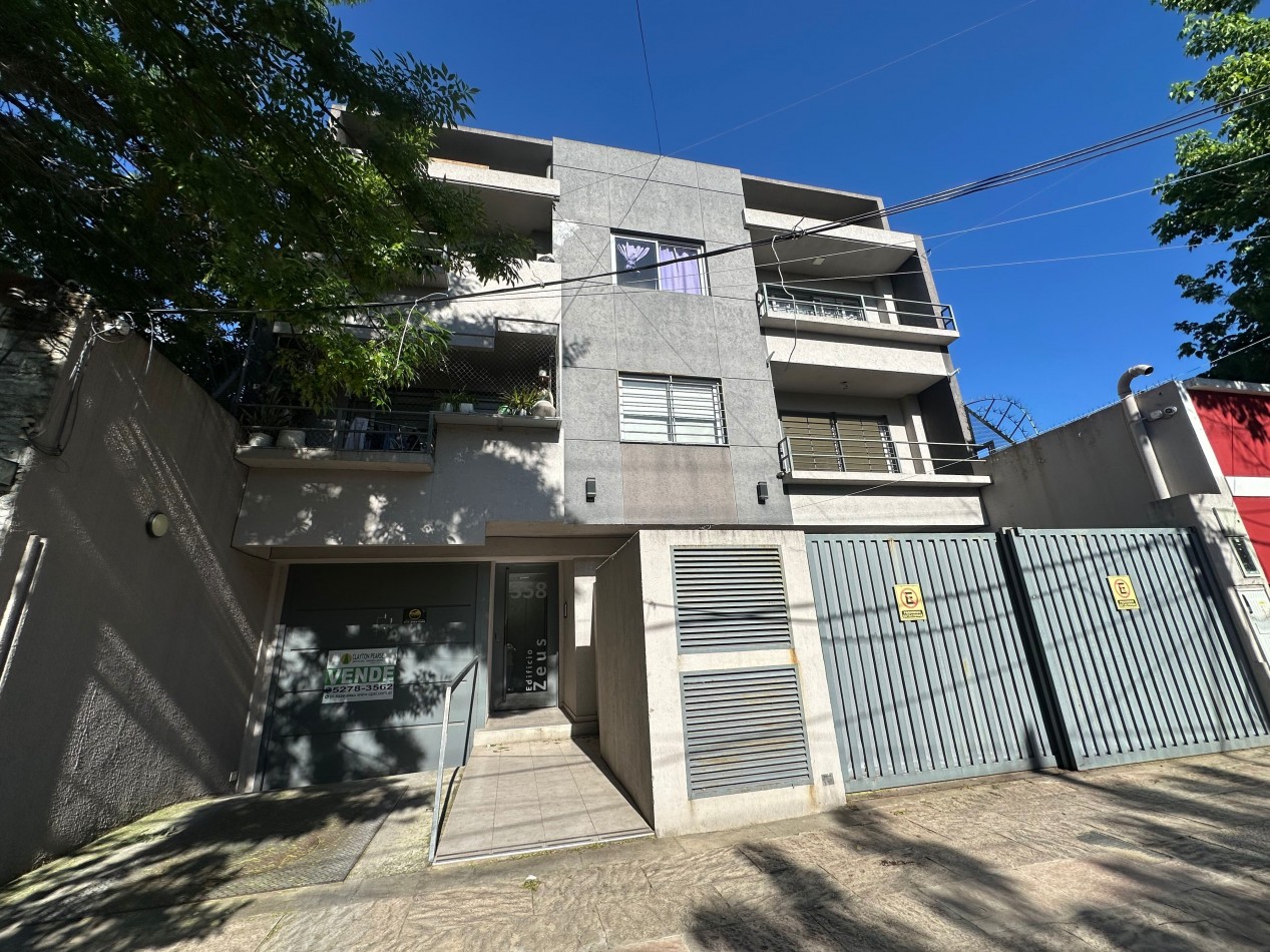 Monoambiente buena ubicacion a metros de Las Lomitas