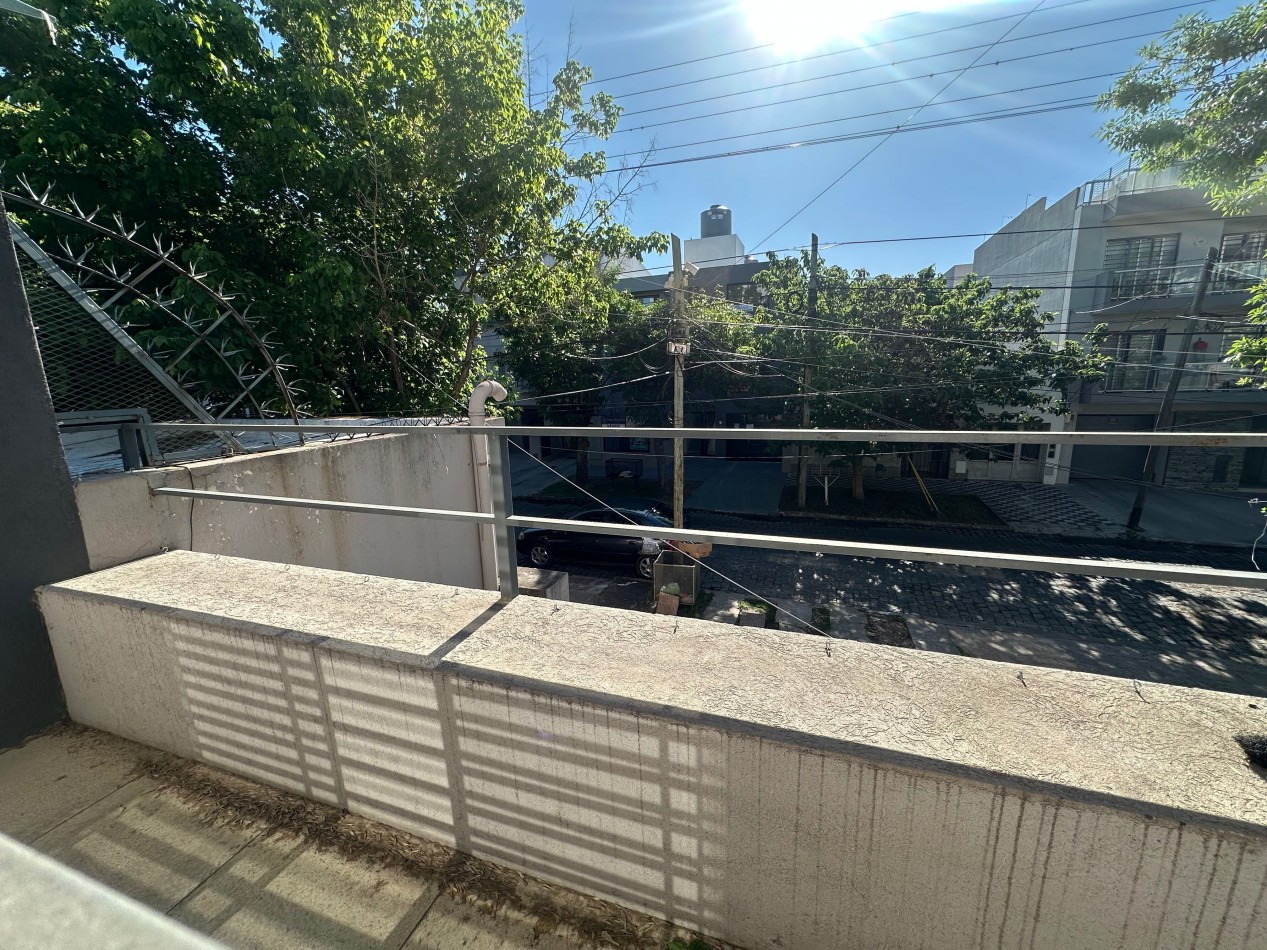 Monoambiente buena ubicacion a metros de Las Lomitas