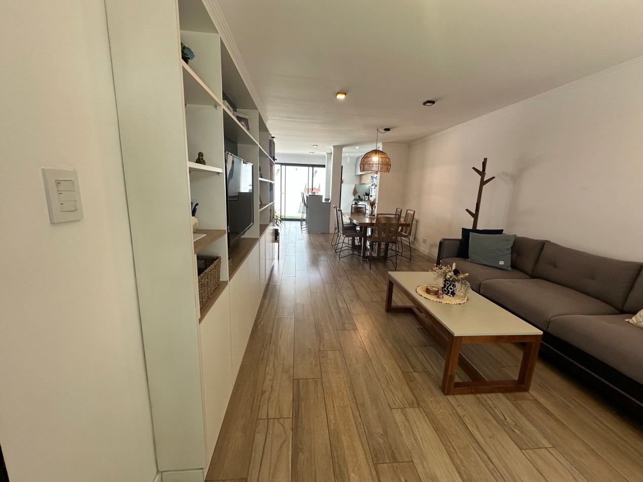 Impecable casa moderna y con excelente ubicacion