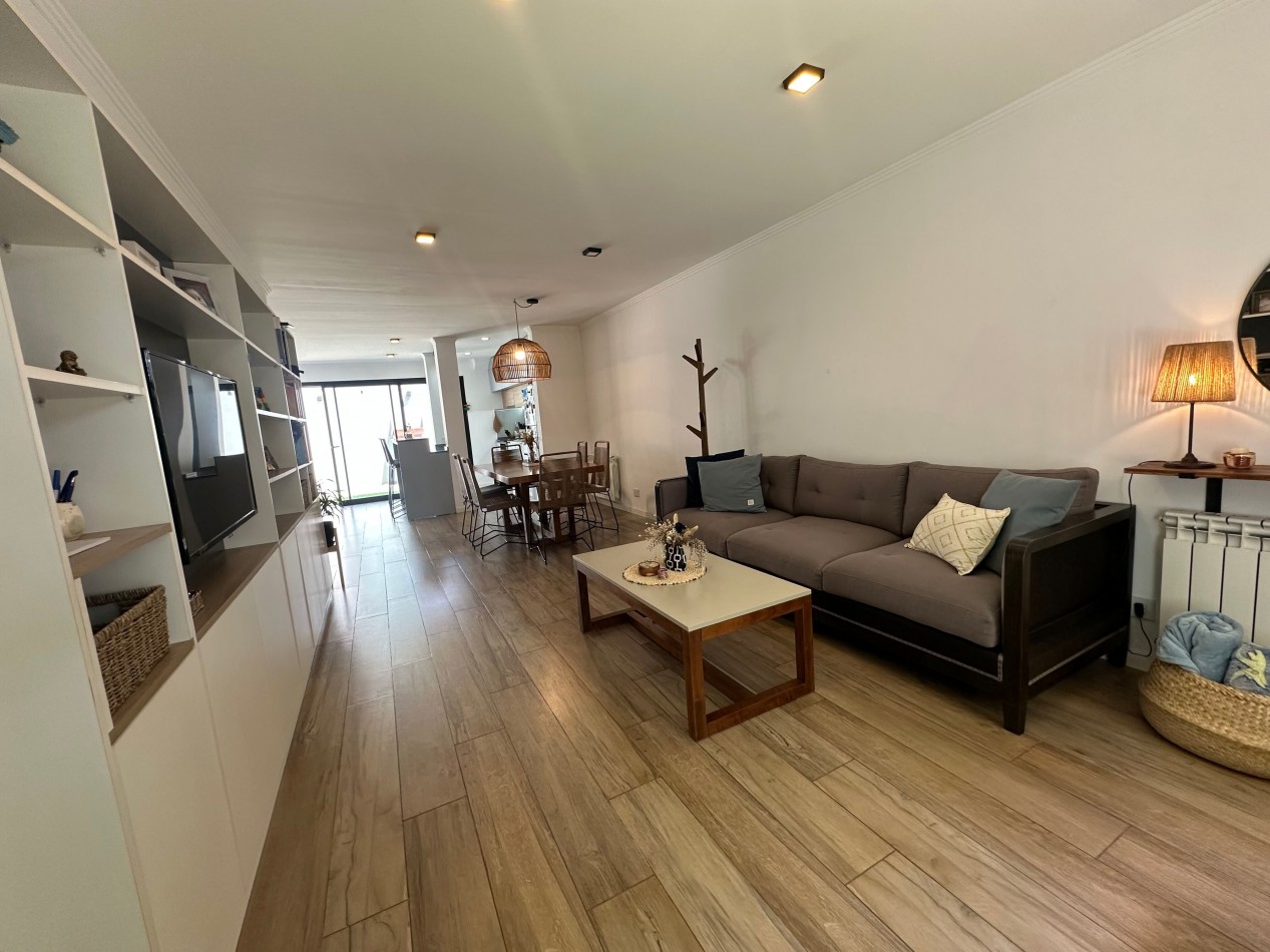 Impecable casa moderna y con excelente ubicacion