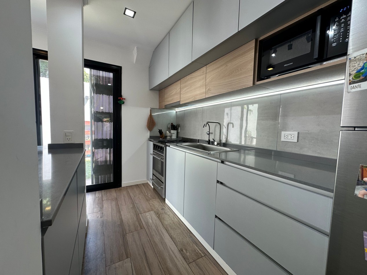 Impecable casa moderna y con excelente ubicacion