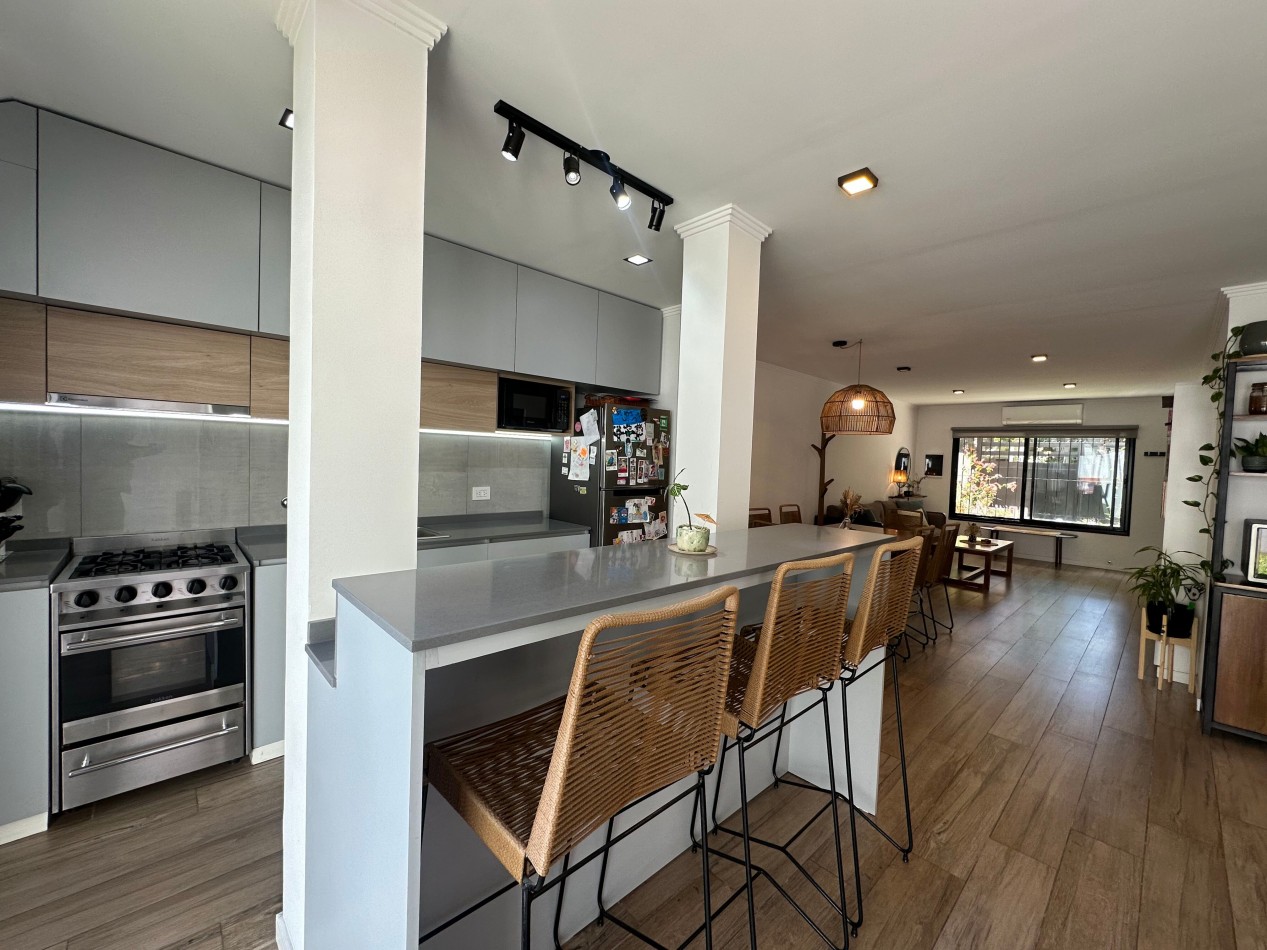 Impecable casa moderna y con excelente ubicacion