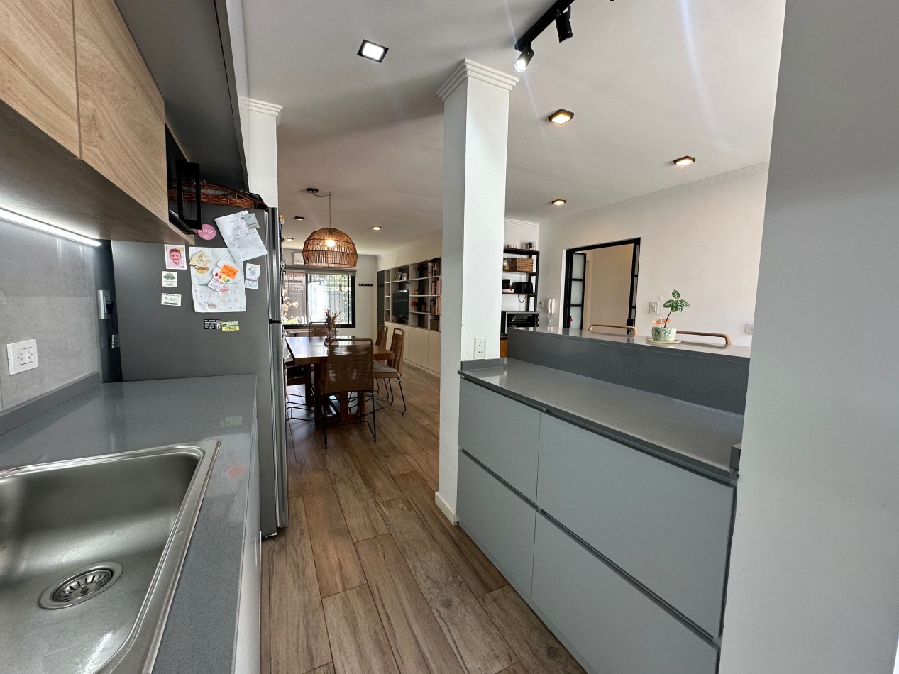 Impecable casa moderna y con excelente ubicacion