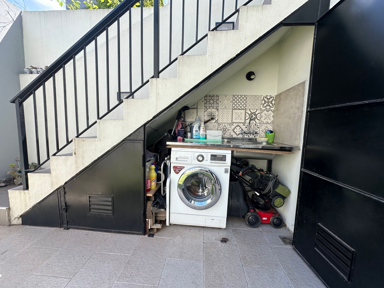 Impecable casa moderna y con excelente ubicacion