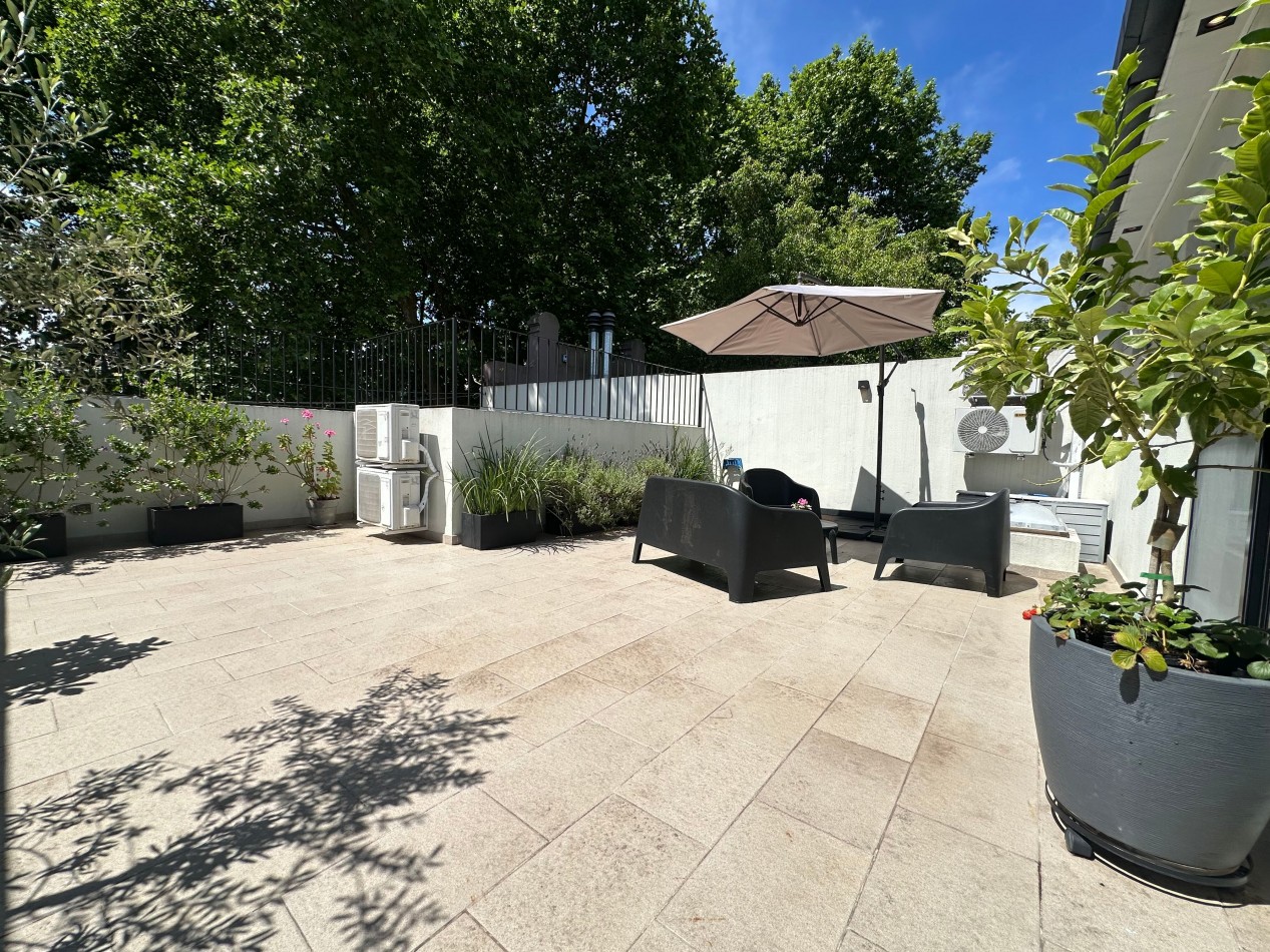 Impecable casa moderna y con excelente ubicacion