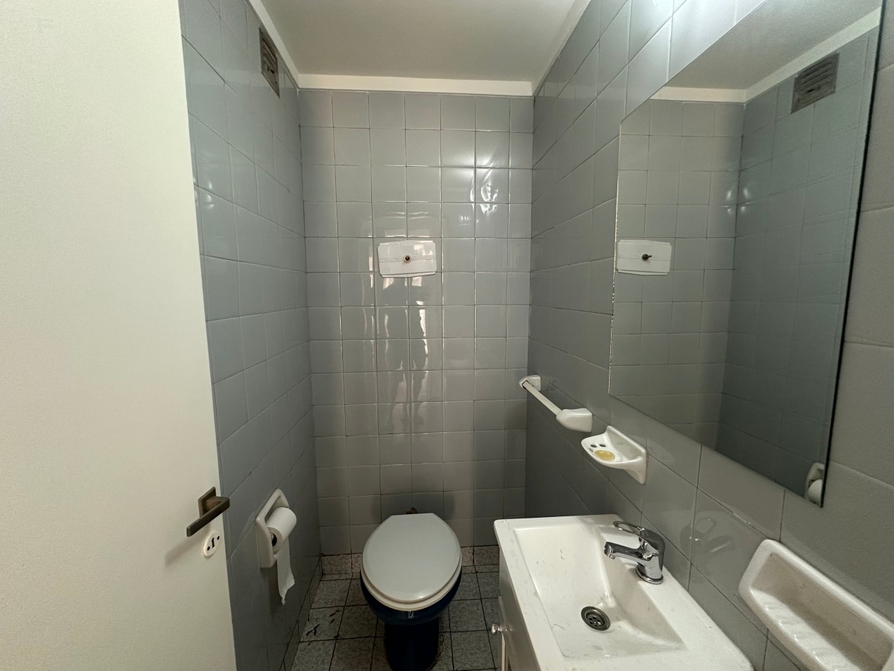 Casa tipo PH en venta - Esquina Manuel Castro y Pereyra Lucena, Lomas de Zamora