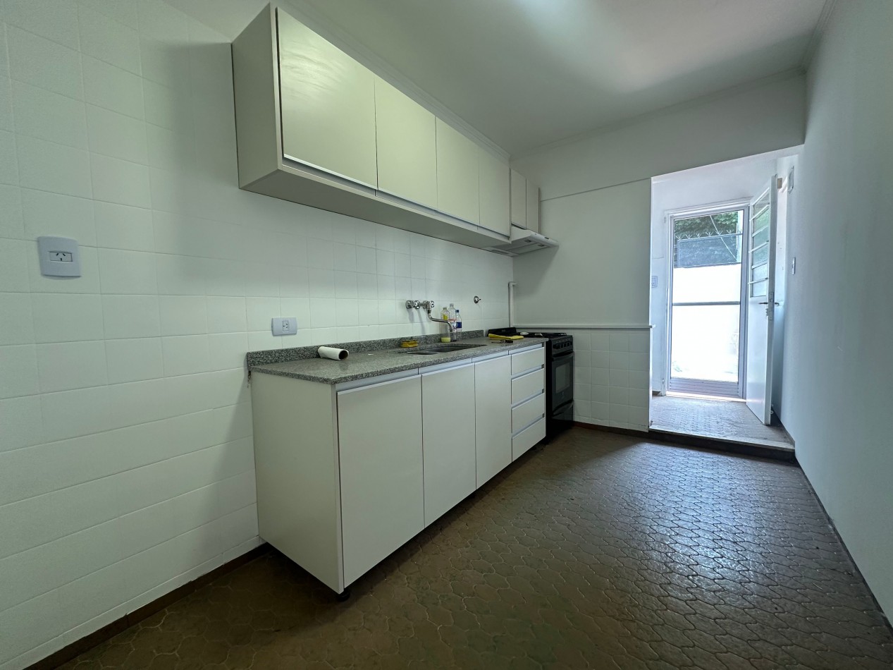 Casa tipo PH en venta - Esquina Manuel Castro y Pereyra Lucena, Lomas de Zamora