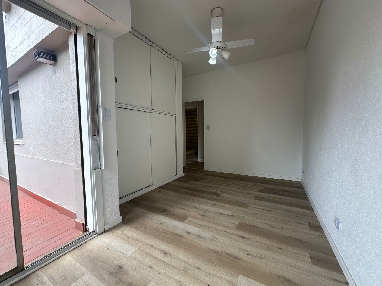 Casa tipo PH en venta - Esquina Manuel Castro y Pereyra Lucena, Lomas de Zamora