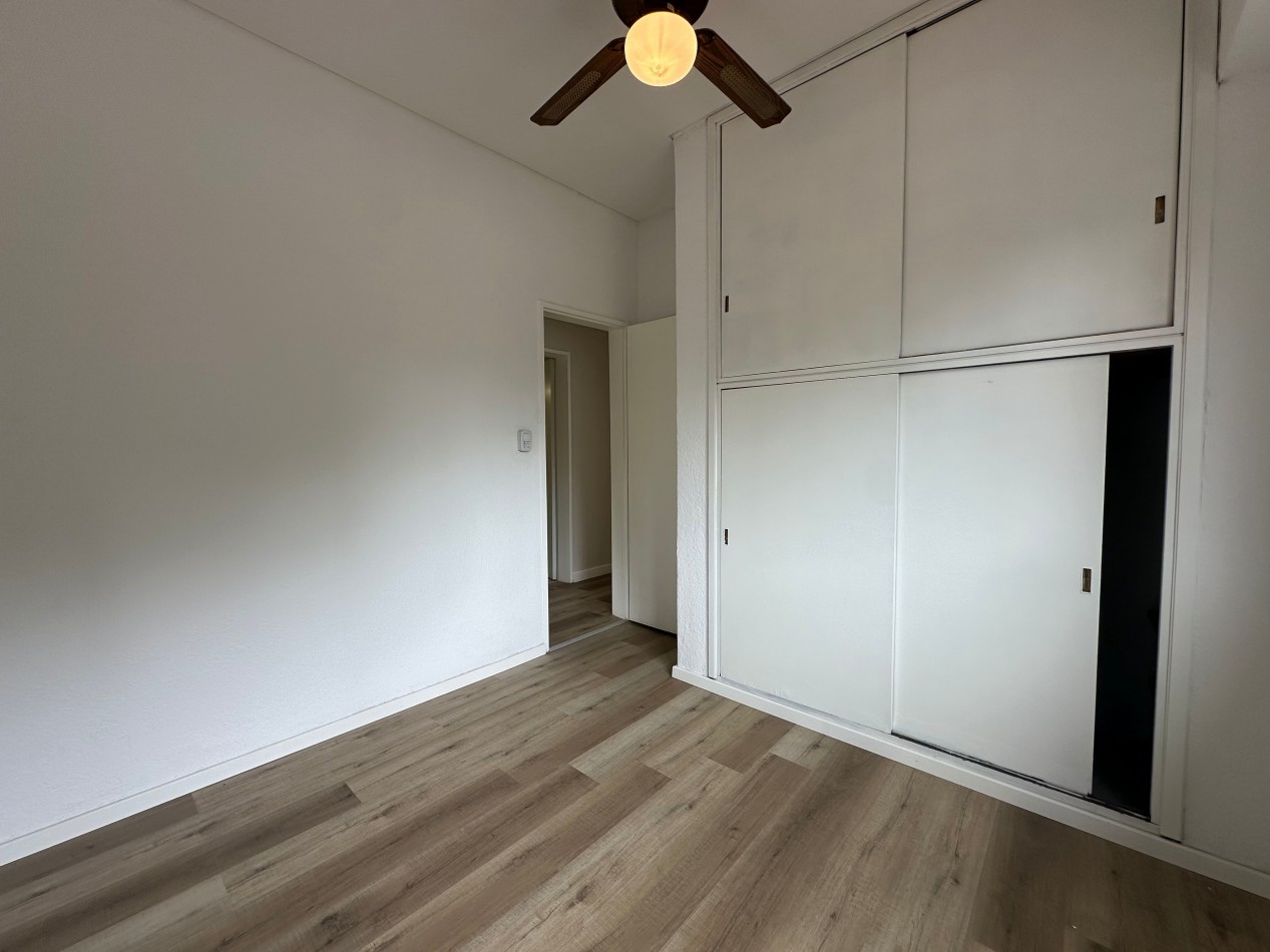 Casa tipo PH en venta - Esquina Manuel Castro y Pereyra Lucena, Lomas de Zamora