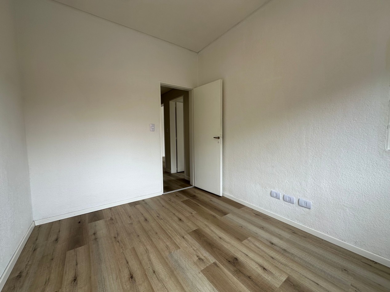 Casa tipo PH en venta - Esquina Manuel Castro y Pereyra Lucena, Lomas de Zamora