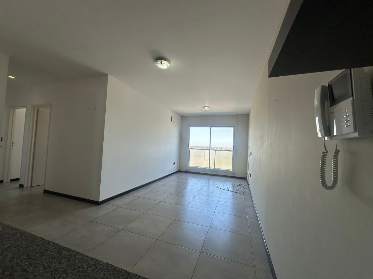 Alquiler 3 ambientes con cochera y amenities - Piso alto - Remedios de Escalada