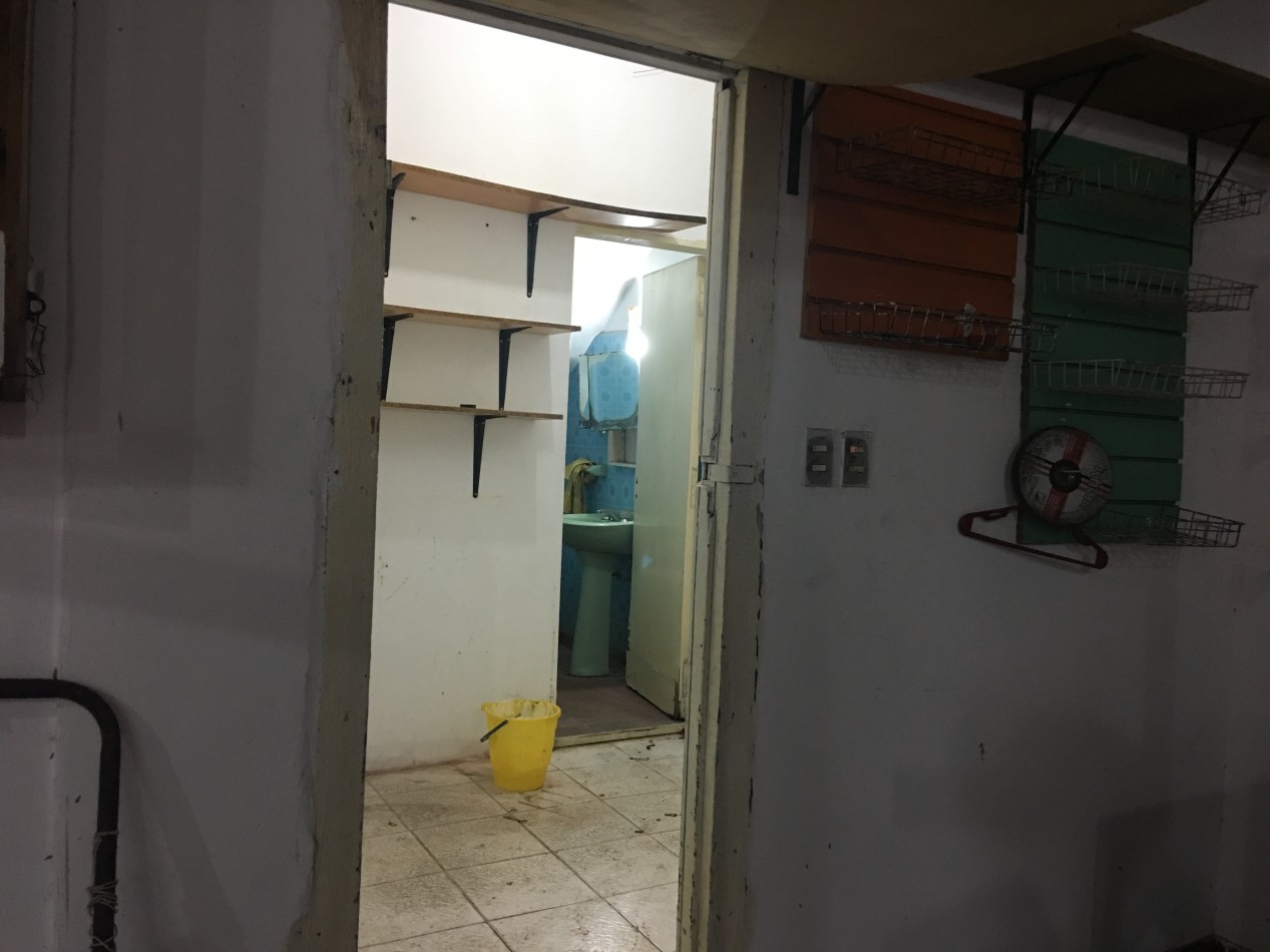 DEPOSITO EN TEMPERLEY DOS CUADRAS DE COTO
