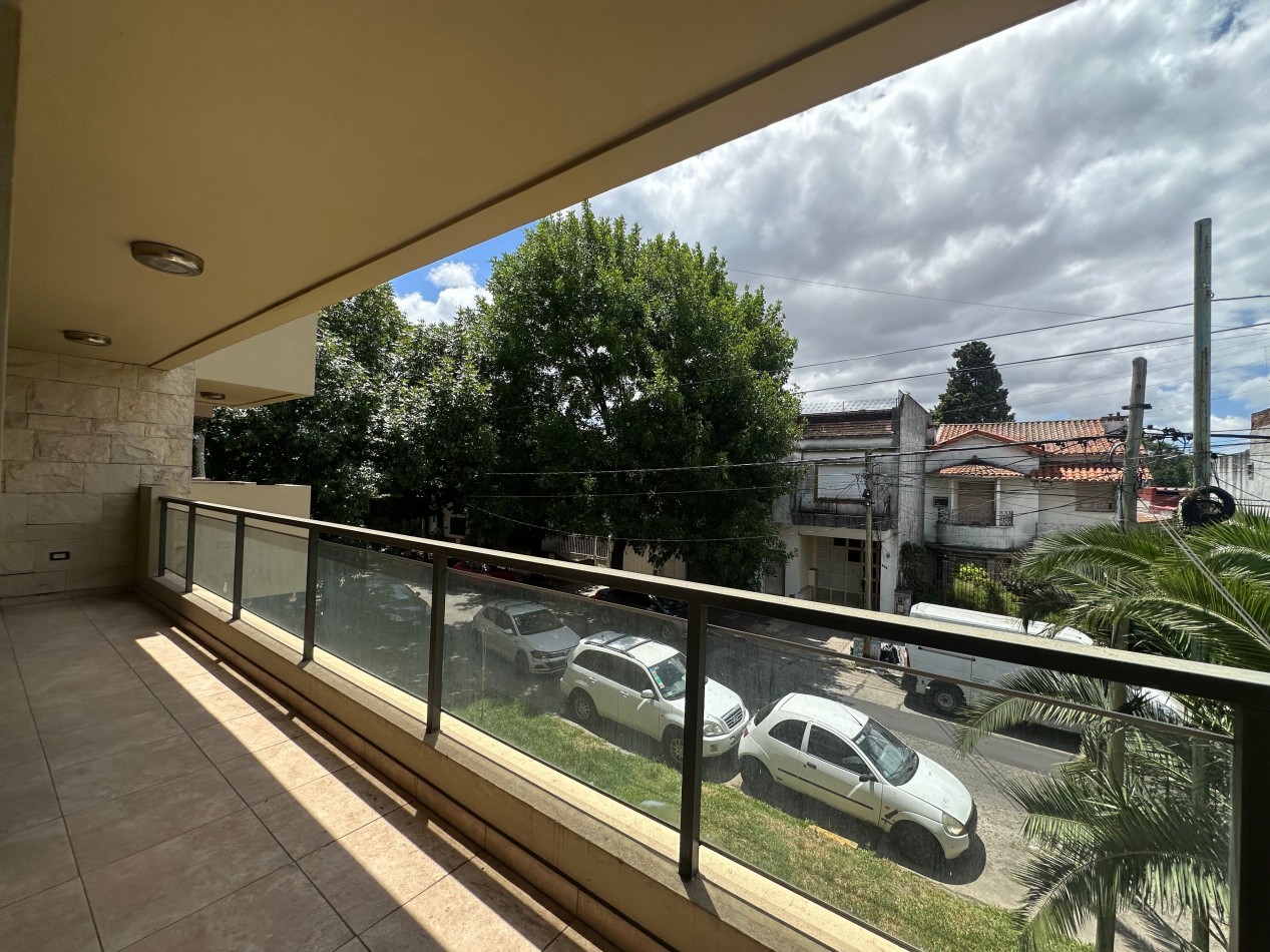 Departamento 4 ambientes /con cochera y terraza lomas de zamora