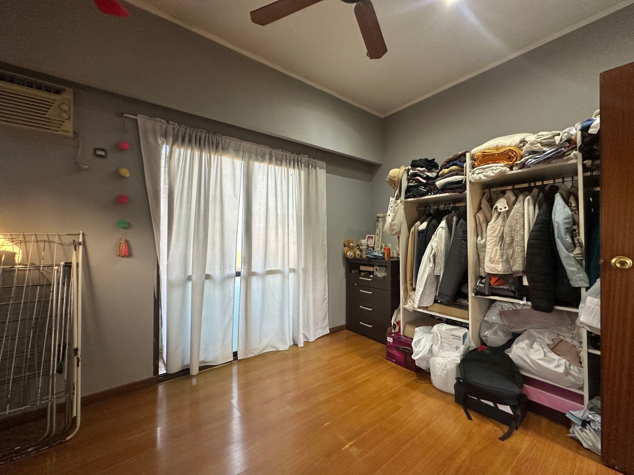 PH en Venta en Banfield - 4 Ambientes en Dos Plantas con Garage, Patio y Terraza - Ezeiza 2695