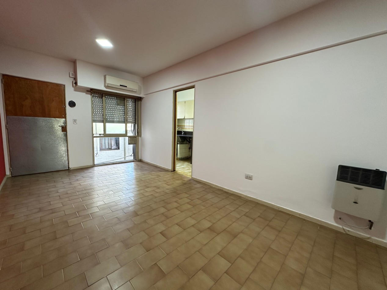 APTO CREDITO Departamento 2 ambientes amplio con cochera cubierta fija - Lomas de Zamora