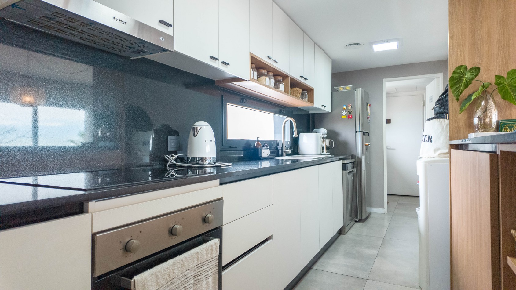 Piso premium 4 ambientes con gran terraza, parrilla y jacuzzi - Cochera - Edificio de categoria - Remedios de escalada