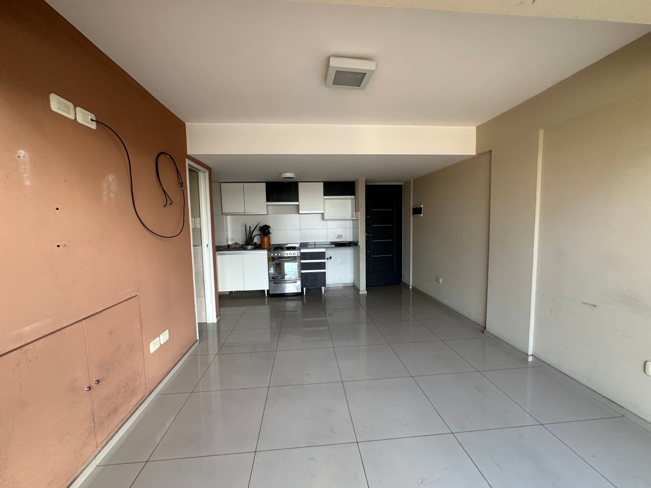 ALQUILER  DEPTO 2 AMBIENTES TIPO LOFT CON TERRAZA LOMAS PORTELA AL 200