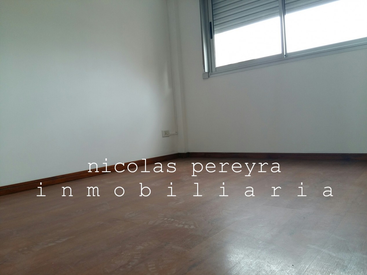 Departamento 2 ambientes en alquiler · 9° piso · Cochera · Lomas de Zamora centro