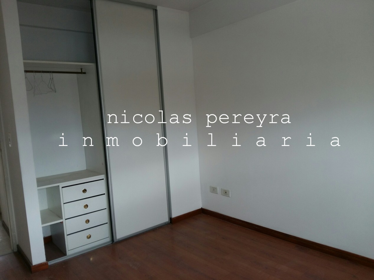 Departamento 2 ambientes en alquiler · 9° piso · Cochera · Lomas de Zamora centro