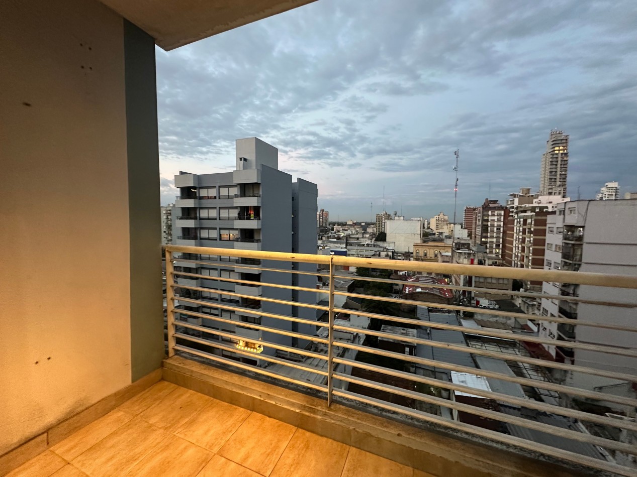 Departamento 2 ambientes en alquiler · 9° piso · Cochera · Lomas de Zamora centro
