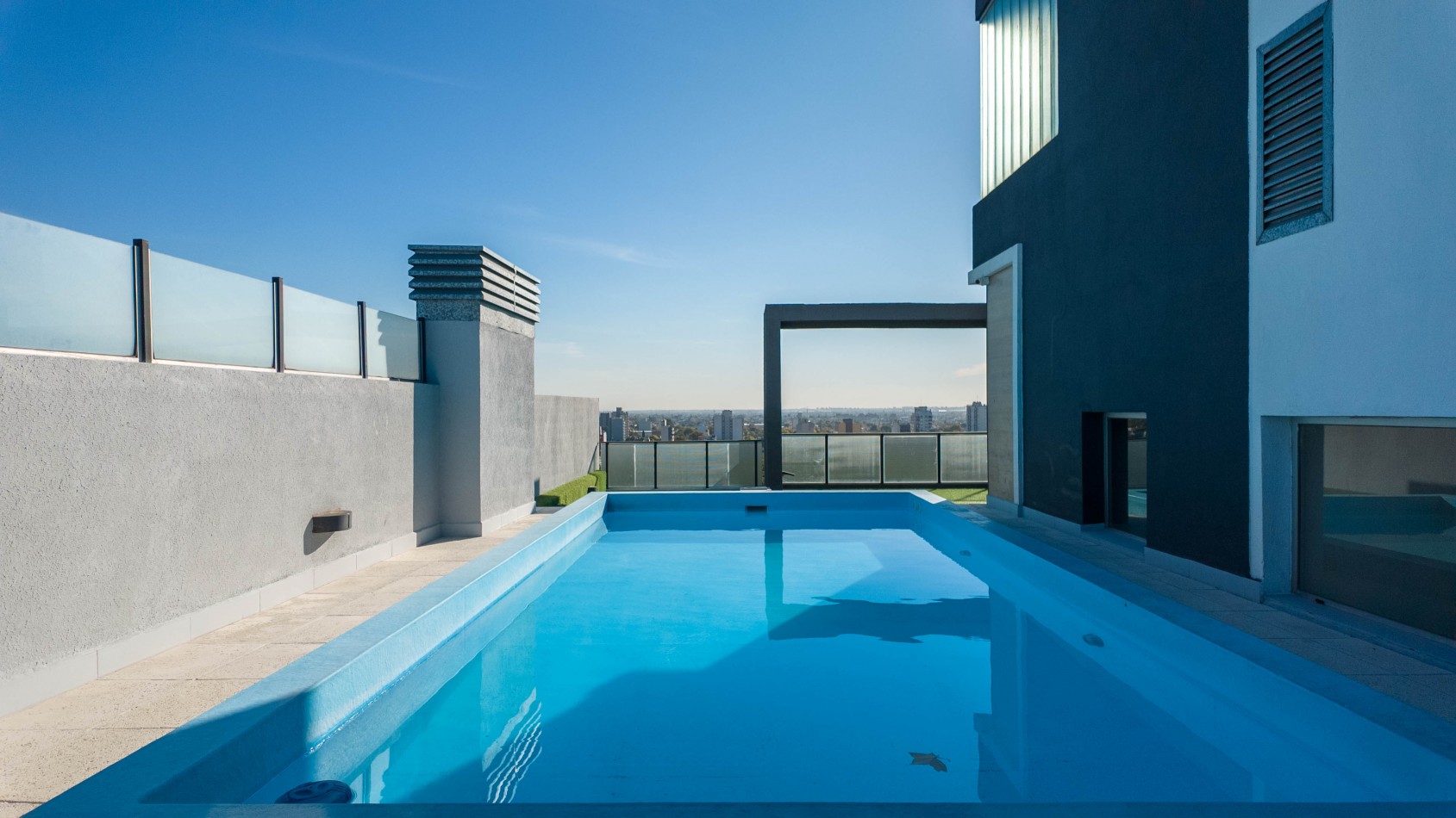 VENTA 3 ambientes con cochera y amenities - Piso MEDIO - Remedios de Escalada