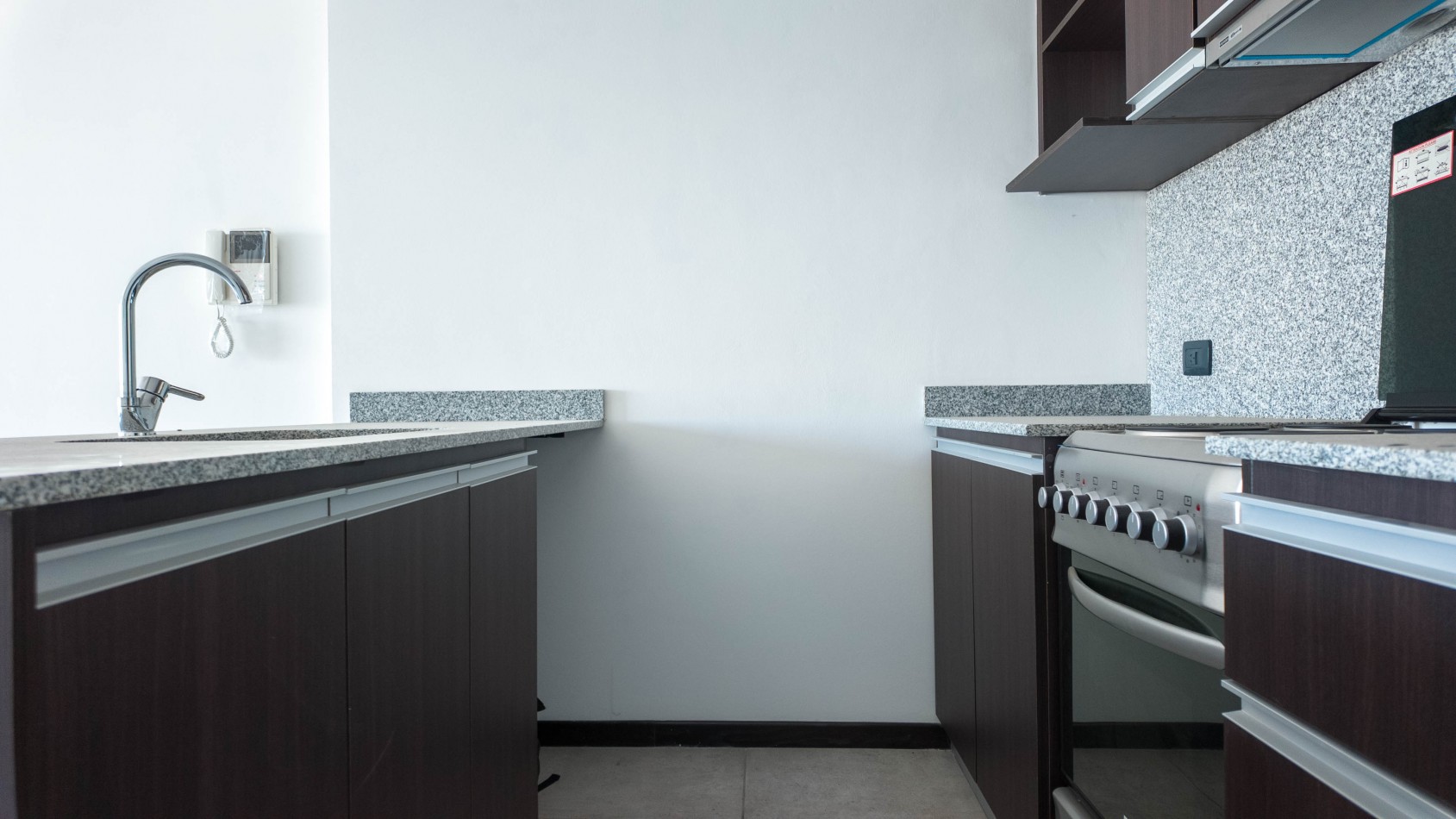 VENTA 3 ambientes con cochera y amenities - Piso MEDIO - Remedios de Escalada